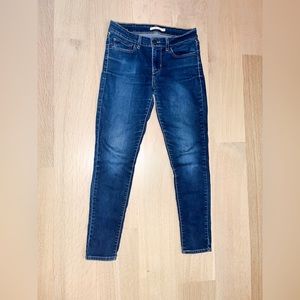Levi’s 711 Skinny
